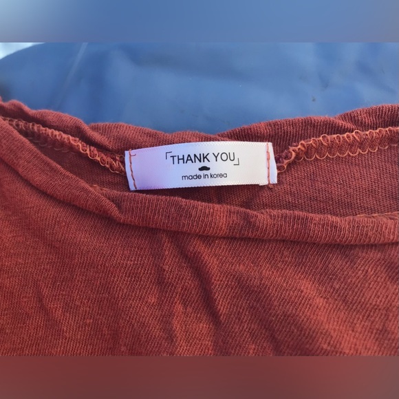 RARE Vintage THANK YOU Rusty Orange Asymmetrical Tie-Front Crop Tee - XS/S - Picture 3 of 6